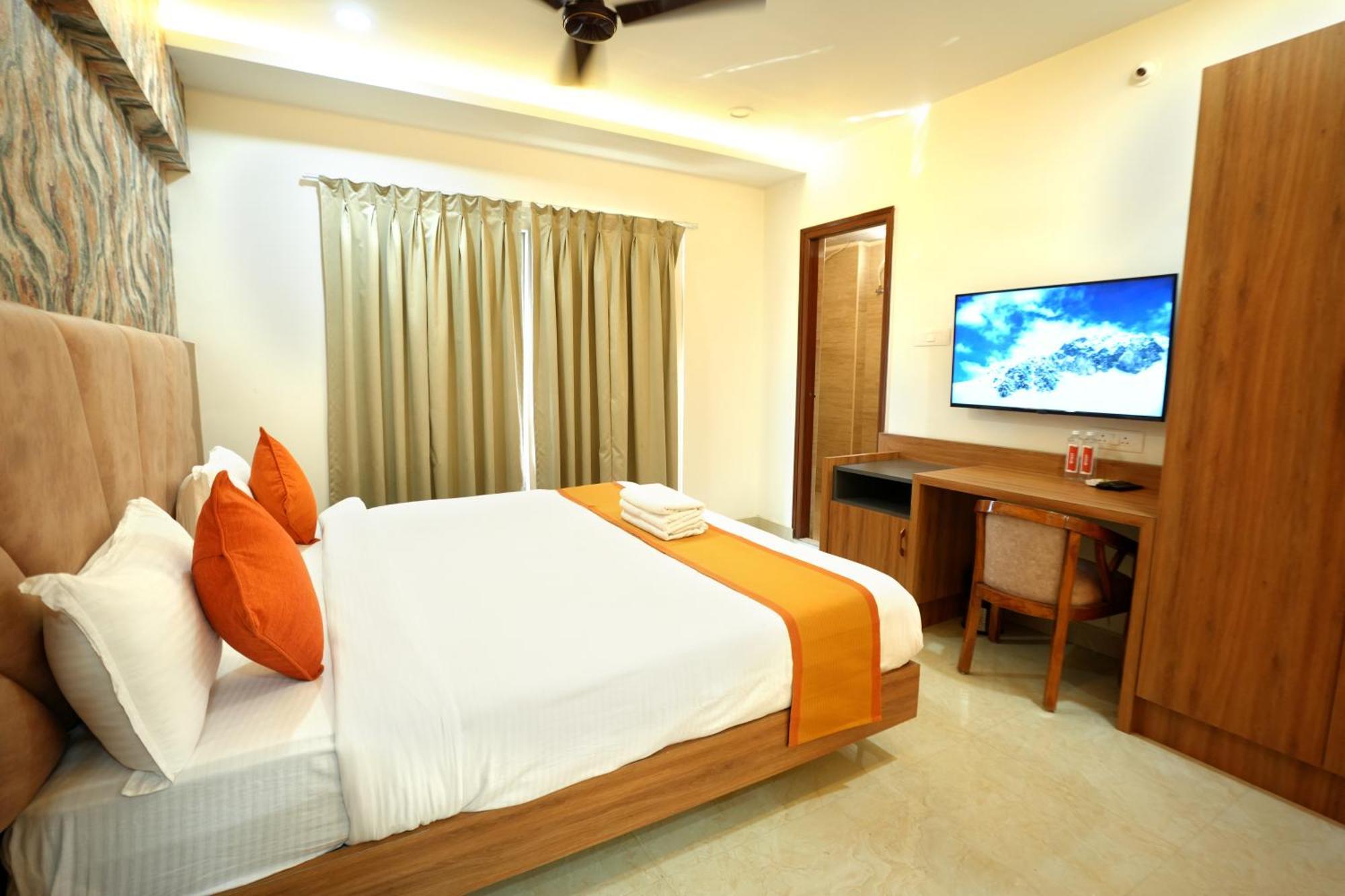 Viola Suites Hyderabad Exterior foto