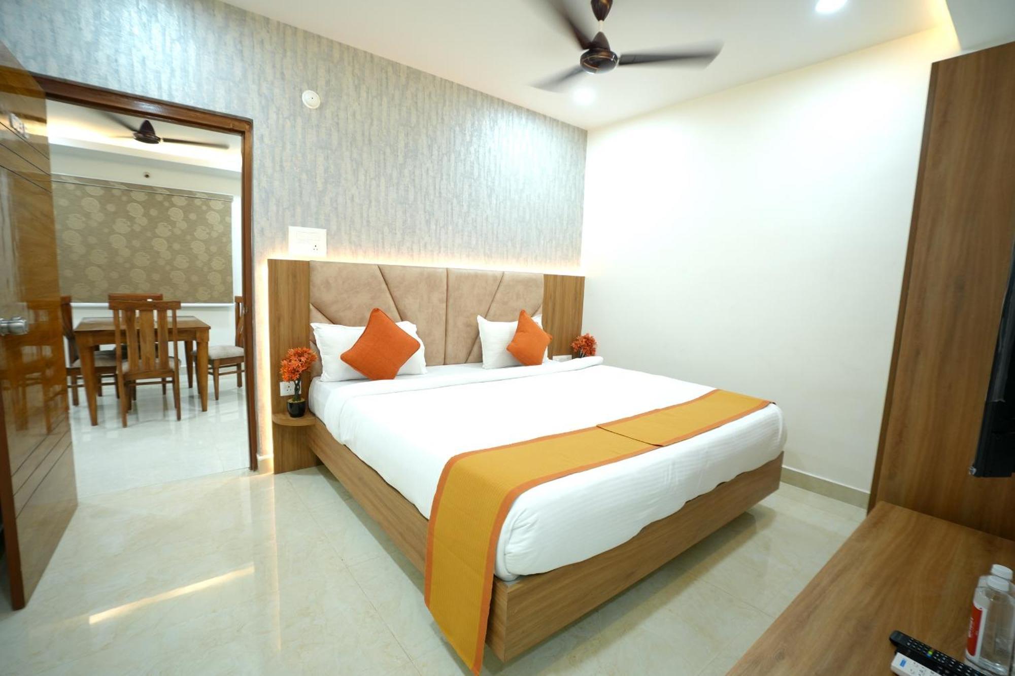 Viola Suites Hyderabad Exterior foto